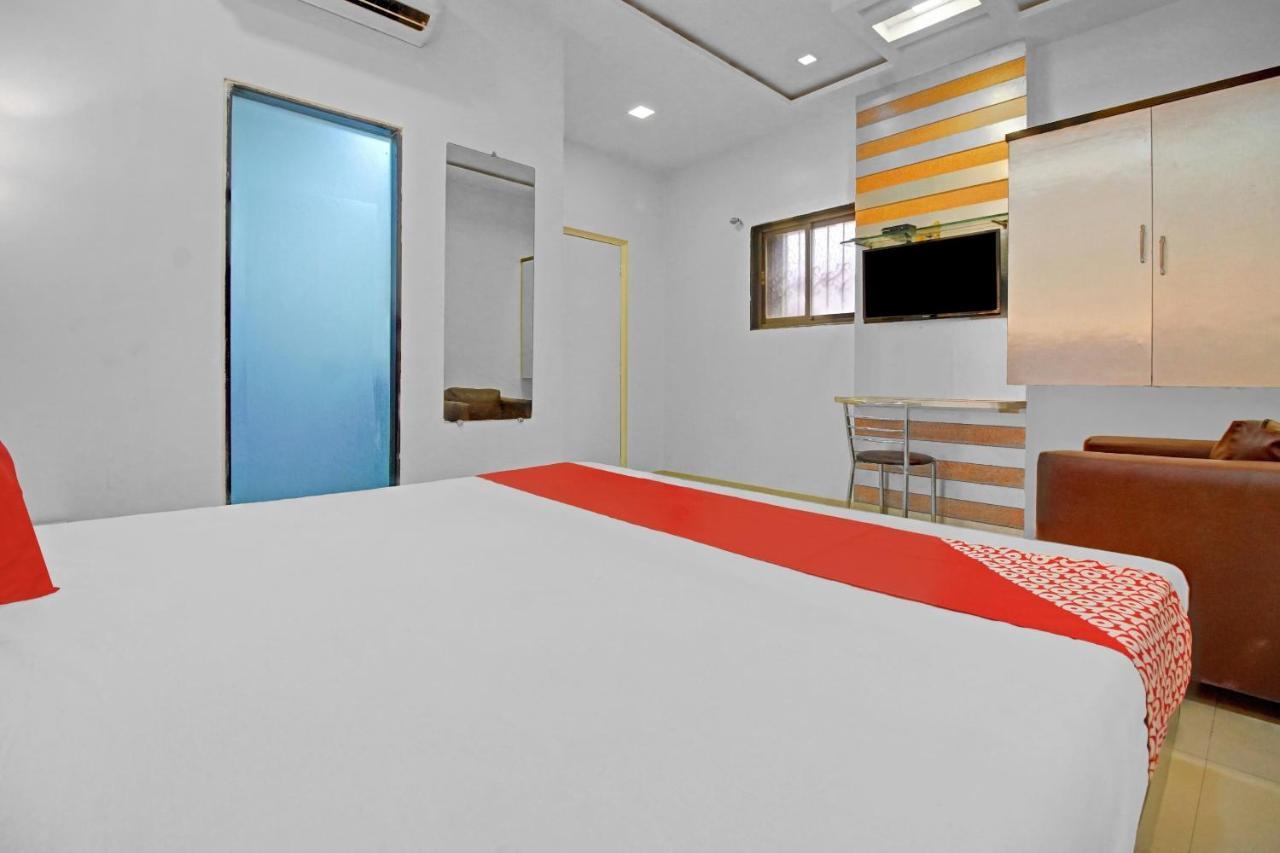 Flagship 83490 Hotel Bently Palace 뭄바이 외부 사진